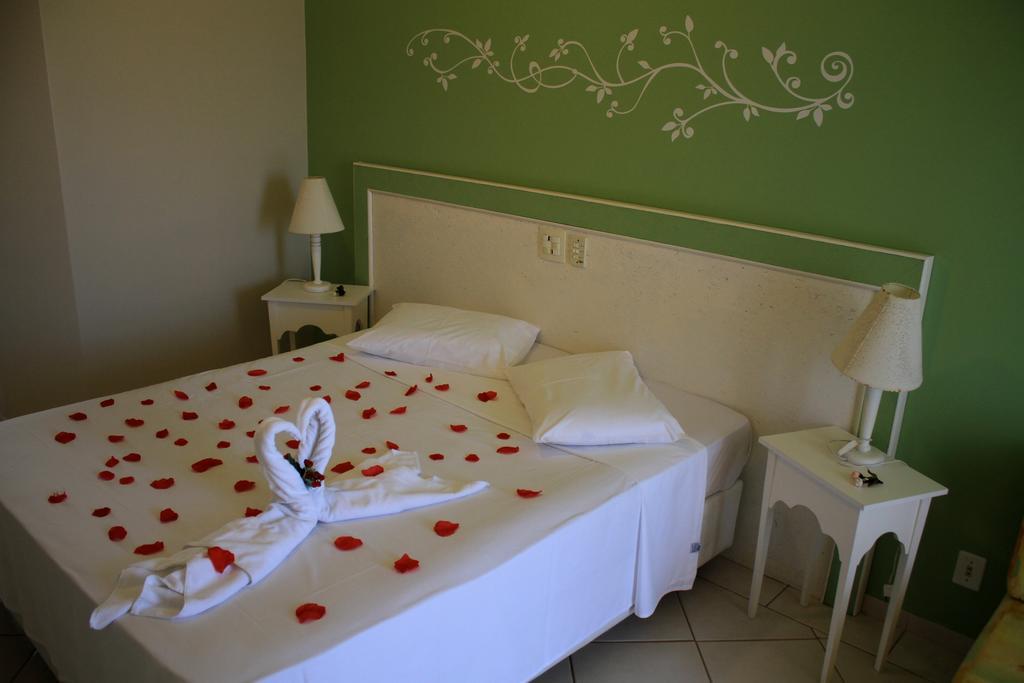Porto De Paz - Shantiniketan Hotel